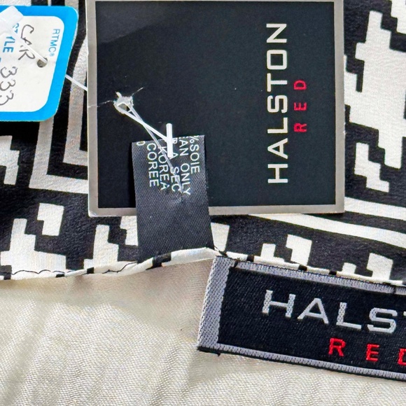 100% SILK SCARF, by HALSTON RED, in BLACK/WHITE, 20 X 20 INCHES, A RARE FIND, - Picture 5 of 6